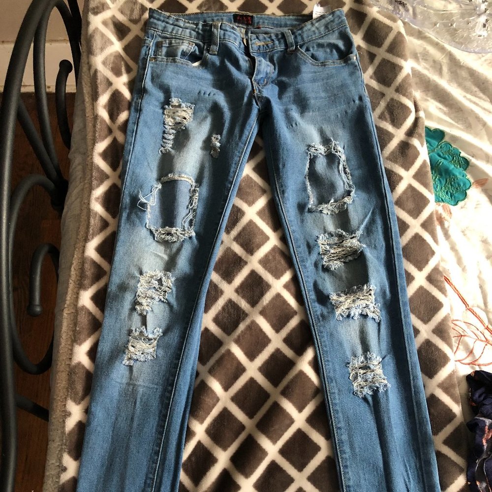 Lime Tree JJ Yak, Size 5, Light Blue Ripped Jeans